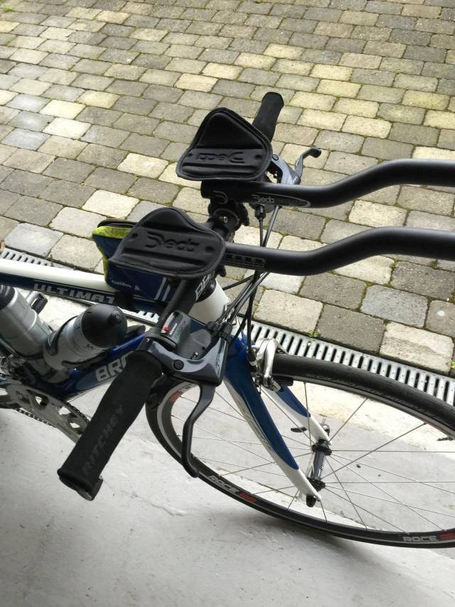 Tempo cockpitn på sykkln til Ingvlll. Fornuften har seiret, gode bremser og enkel giring.